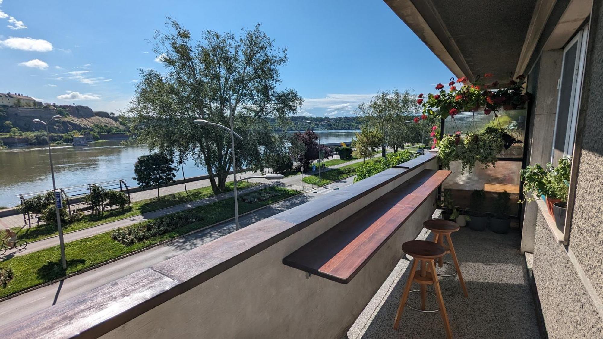Center, Private Garage, Danube & Fortress, 3 Bdrm 2 Bath نوفي ساد المظهر الخارجي الصورة